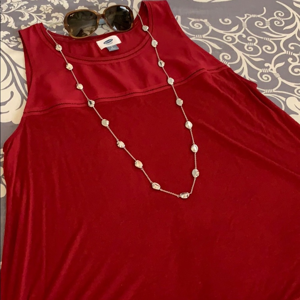 Old Navy Burgundy Tank